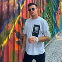 2hellboys webcam model