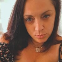 XSouthlondonNAUGHTYMILFXX's Avatar Pic