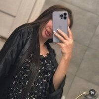 NakedQueenX webcam model
