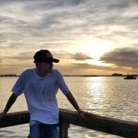 Tuckerhardwood 오프라인 채팅방