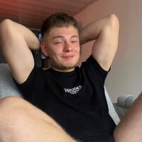 Angel_Montiell's Avatar Pic