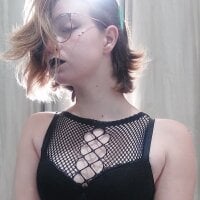Elise_Nyx webcam