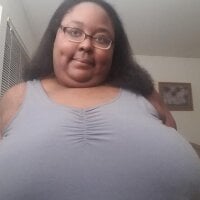 Loves_Aura's Avatar Pic