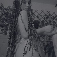 megan_tentattion's Offline Chat Room