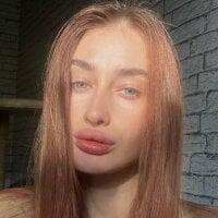 nikki_tompson Ruang Obrolan Offline