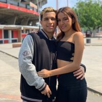 Model Couplehot_latin