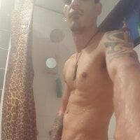 AUSSIExHOTxCOCKx webcam