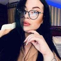 SerahMirabeli webcam model