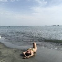 saraasm webcam model