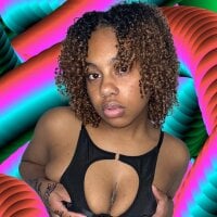 Cherrymartinez_'s Offline Chat Room