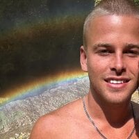 غرفة دردشة straightbuzzcut دون اتصال