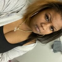 Dutchh28's Offline Chat Room