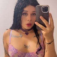 LilyRobertts webcam