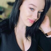 Sonya_aktiv23's Offline Chat Room