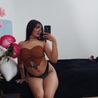 EmilyValentine222 webcam