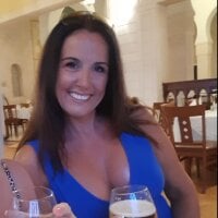 AprilGreyx's Avatar Pic