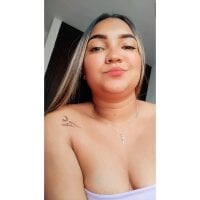 AmandaCollinss' Offline Chat Room