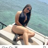 Emma_white111 webcam