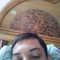 Honeymoney81 webcam