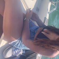 Lola691999's Offline Chat Room