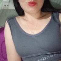 Sophia-pusy webcam model