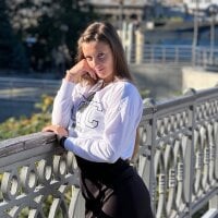 Blush_flowwer's Webcam Show