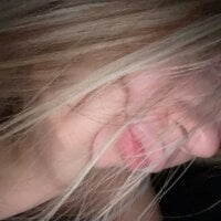 luck_betty webcam