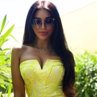 Saraaaa_Sweet Adlı Modelin Çevrimdışı Sohbet Odası
