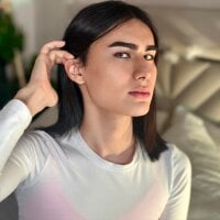 HeyAlena's Avatar Pic