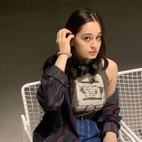 LoisCheckley webcam model