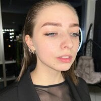 MellegKellu webcam model