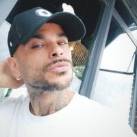 Longjhonxxx webcam model