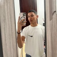 Leo_boy webcam