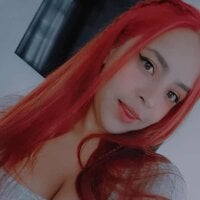 elisa_rose1's Offline Chat Room