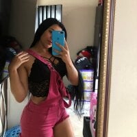 mia-layton webcam model