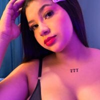 Zoee10 webcam model