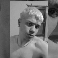 Leon202543 webcam