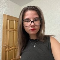 Phòng Chat Ngoại tuyến PhilomenaEllen