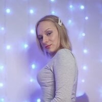 Nellie_Lynn's Profile Pic