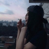 LeonaDarling's Offline Chat Room