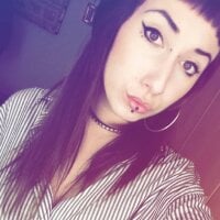 sexybadgirl3 webcam