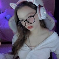 KarinaHill 头像图片