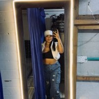 ShantallMillions webcam model