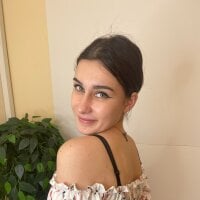 FerunTerdy Adlı Modelin Çevrimdışı Sohbet Odası