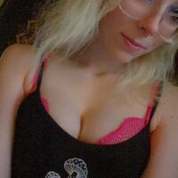 PetitesugarbabyLive Webcam