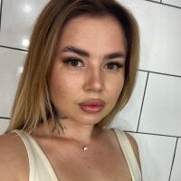 Bilik Sembang Luar Talian Olivia_n_Kristian