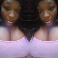 JuicyUrObsession webcam