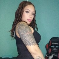 Eimy-Collins webcam model