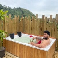 naugthy_dominant webcam model