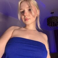 AnnySweetKiss' Avatar Pic